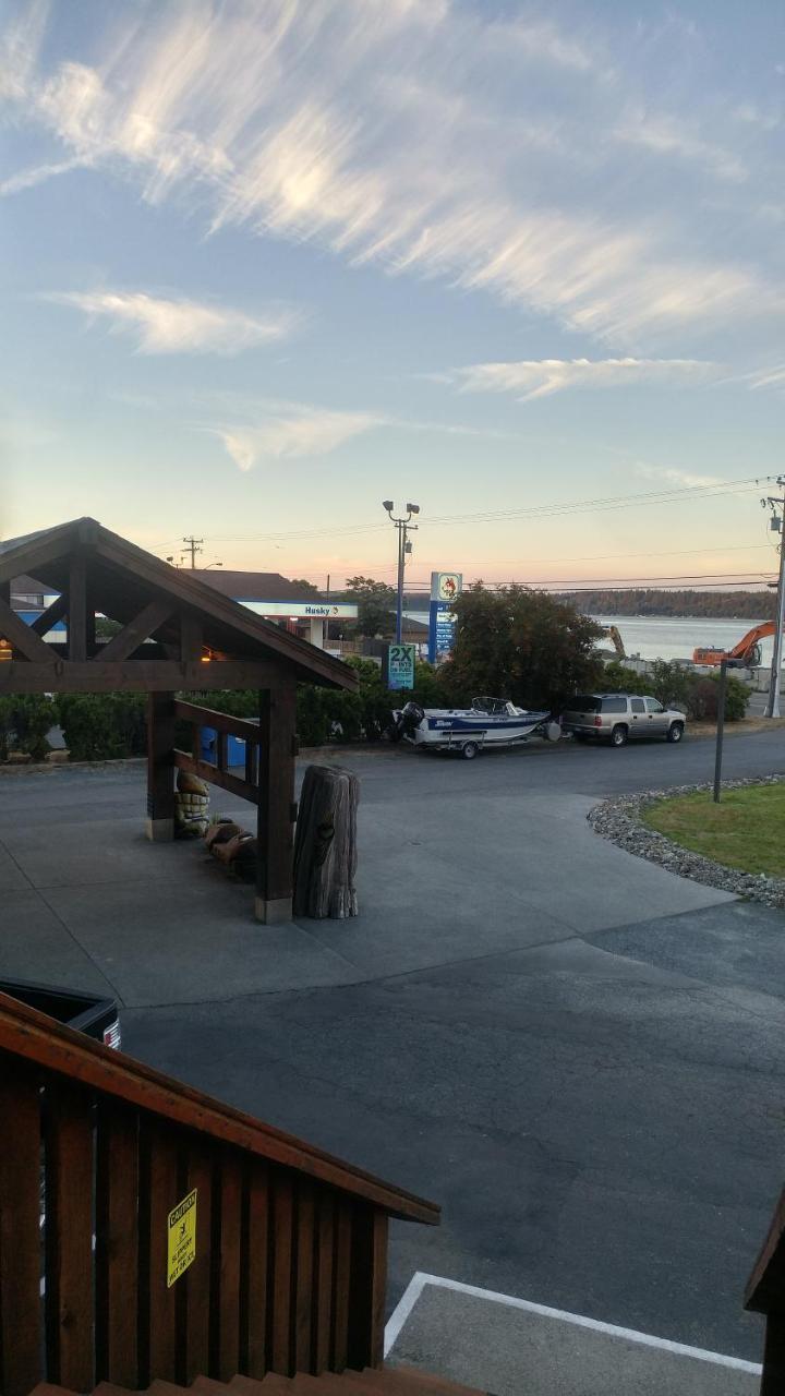 Big Rock Motel Campbell River Eksteriør billede
